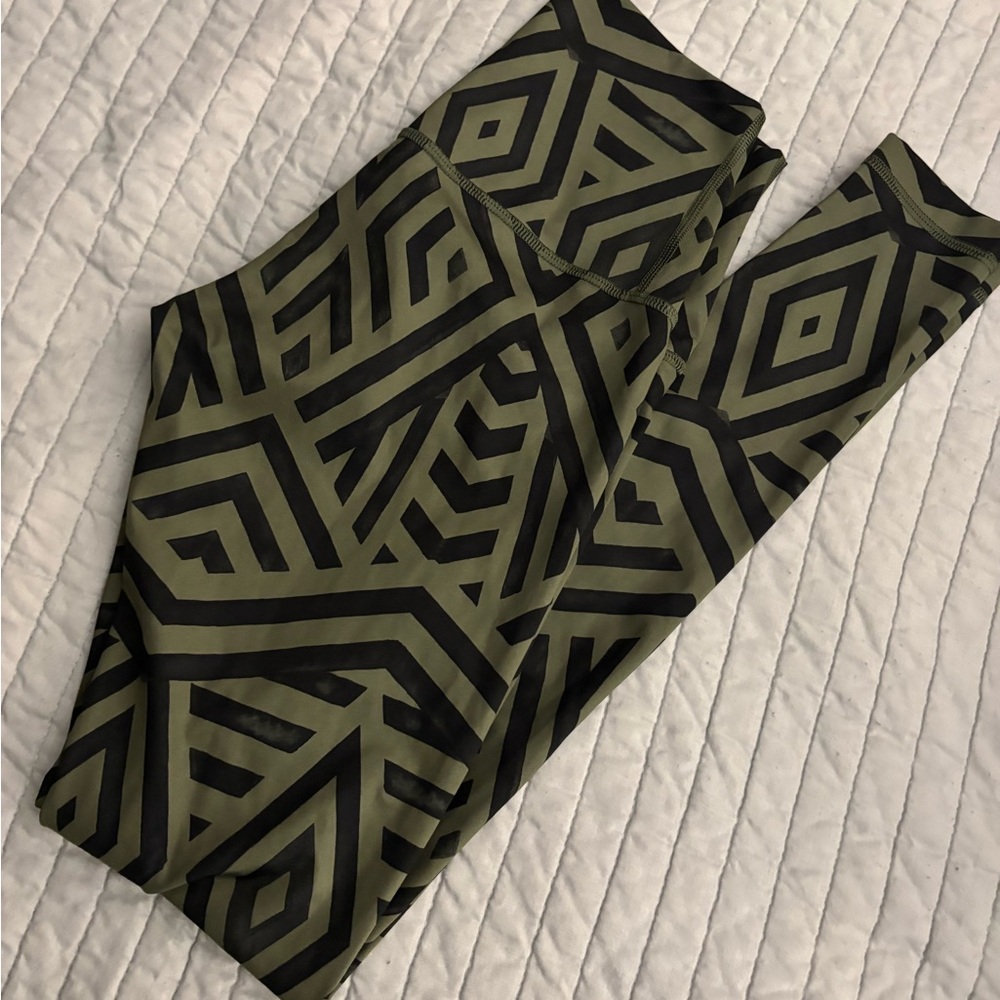 Lululemon Geometric Patterned Leggings